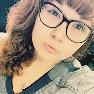 Meet your Posher, Makenna